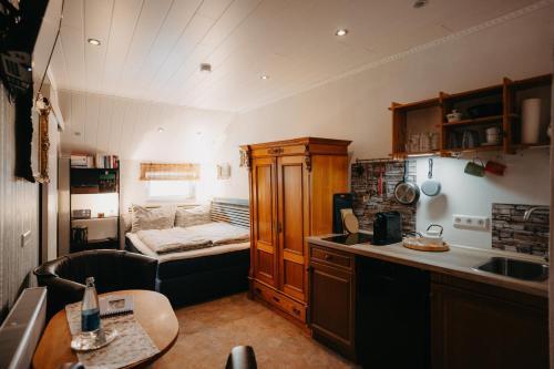 Edenkoben Apartment | Altes Häusle - Doppelzimmer Weinrebe