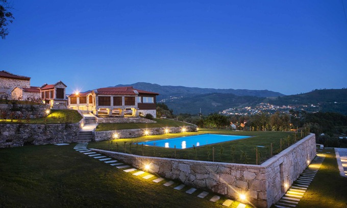 Arcos de Valdevez Villa | Altiva - Casas de Selim
