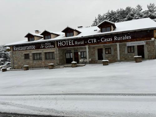 Hoyos del Espino Hotel | ALTOGREDOS Hotel Rural y apartamentos turísticos