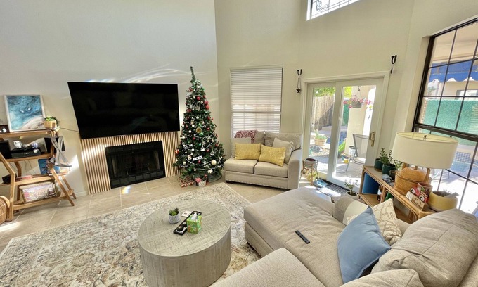 Shalimar Villa | Always Sunny 3BR-3BA Villa, Private Pool &Garage in Ideal Neighborhood