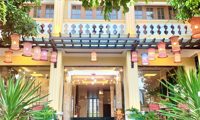 Cam Pho Hotel | Aman Riverside Hotel