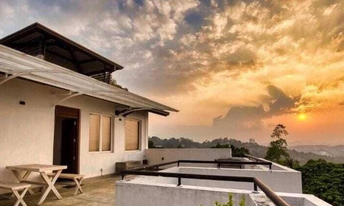 Kandy Bed & Breakfast | Amandara Hills Kandy