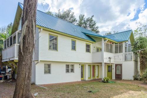 Gainesville Apartment | Amazing 2br 2ba with Loft C