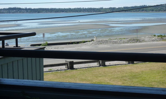 Birch Bay Condo | Amazing Bay View from 2-bdrm Waterfront Condo