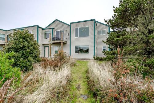 Newport Villa | Amazing Beachfront Villa in Newport, Oregon