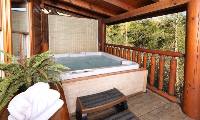 Sevierville Cabin | Amazing Grace - Two Bedroom Cabin