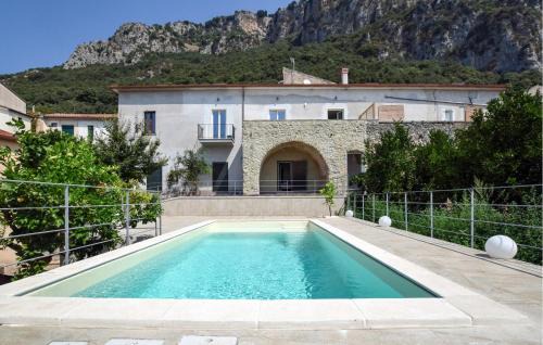 Giungano House | Amazing Home In Giungano With Wifi