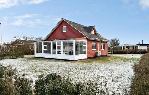 Diernæs Strandby House | Amazing Home In Haderslev With Wifi