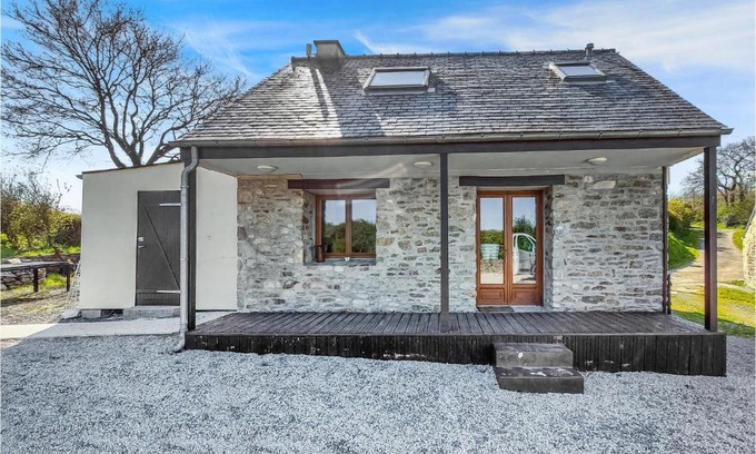 Lanneanou House | Amazing Home In Lannéanou With Wifi