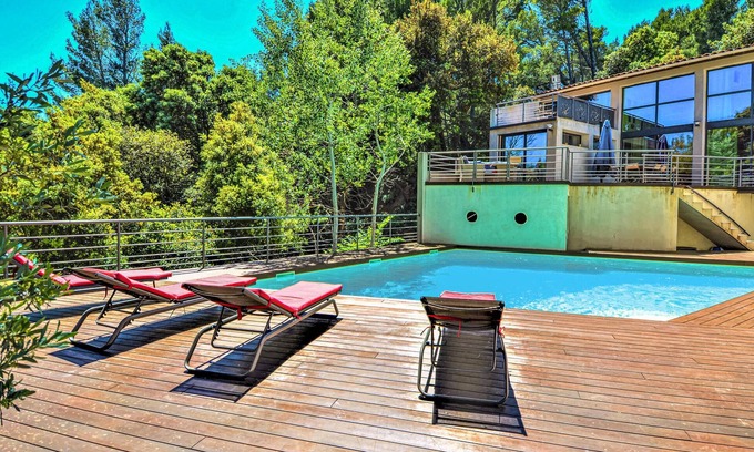 Sauveterre House | Amazing home in Sauveterre with WiFi