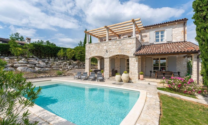 Buzet House | Amazing home in Sovinjak with WiFi