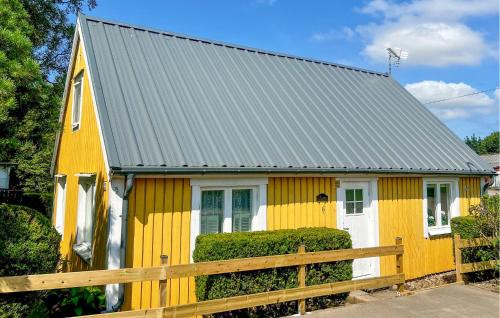 Vastra Karup House | Amazing Home In Västra Karup With Wifi