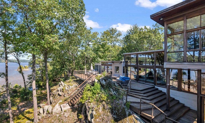 Hyde Park House | Amazing Hudson Valley House Nestled in the Cliffs Along the Hudson River...