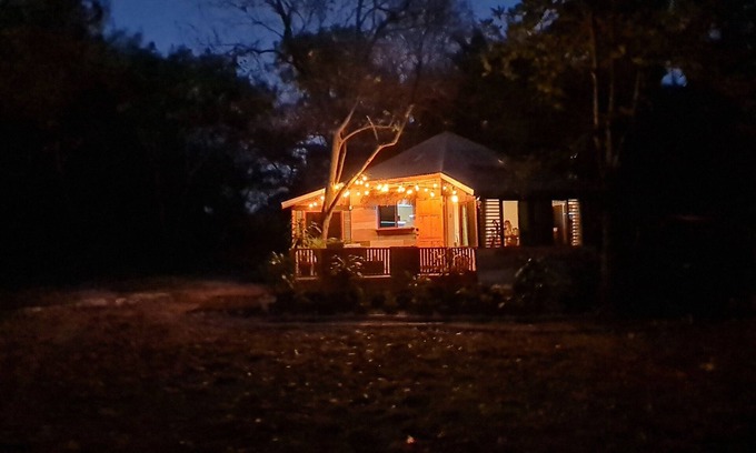 West End Cabin | Amazing Ocean View 2Br Cabin in Negril