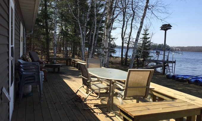 Winter House | Amazing Sunsets, Peaceful, Well Maintained Lake home on Beautiful, Barker lake