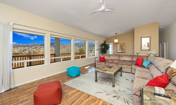 Prescott House | Amazing Views, 3 blocks from renowned Downtown Prescott