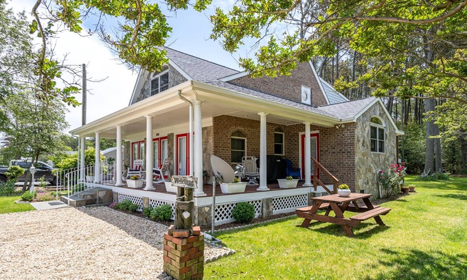Deltaville House | Amazing views of the Chesapeake Bay.