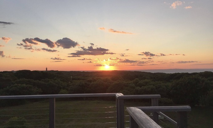 Aquinnah House | Amazing Views! Sunsets! Larger Roof Deck! Historic Martha’s Vineyard Gem!
