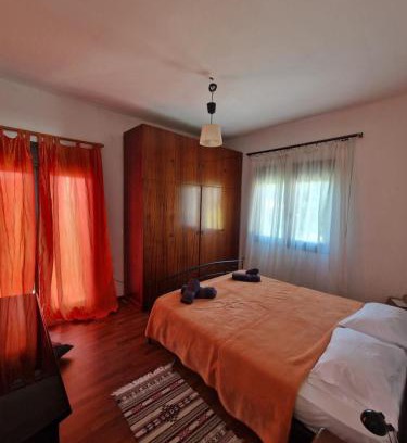 Aristotelis Apartment | Amelie house