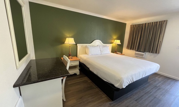 Grover Beach Hotel | American Inn Grover Beach