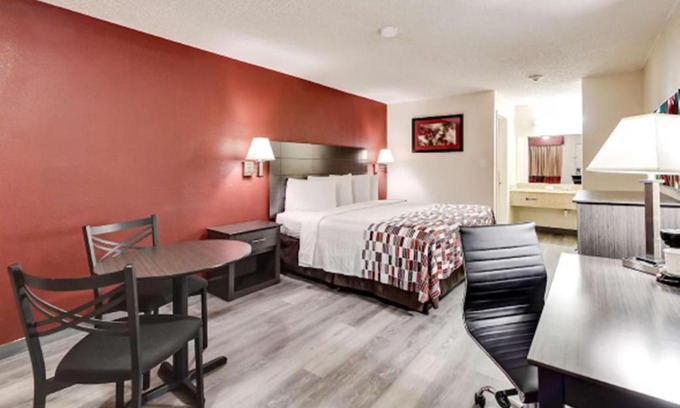 Corsicana Hotel | American Inn