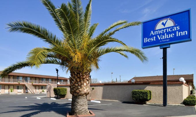Los Banos Hotel | Americas Best Value Inn Los Banos