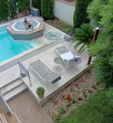 Gyula Bed & Breakfast | Amfora Panzió