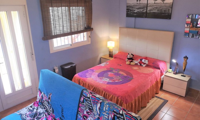 Huercal de Almeria House | Amplia Habitación con Piscina