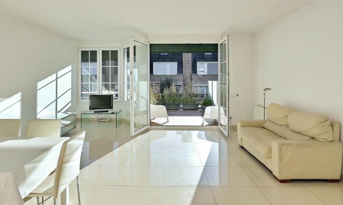 Palau House | An excellent double room close to the UDG University