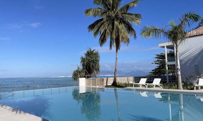 Paea Apartment | Ananahi plage for a relaxing stay by the beach and pool