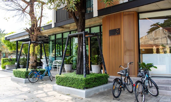 Ban Tai Hotel | Ananzitra Hotel