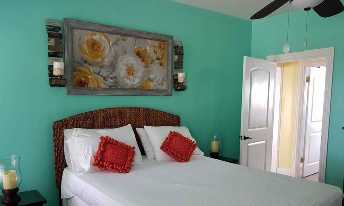 Staniard Creek House | Andros Treazure