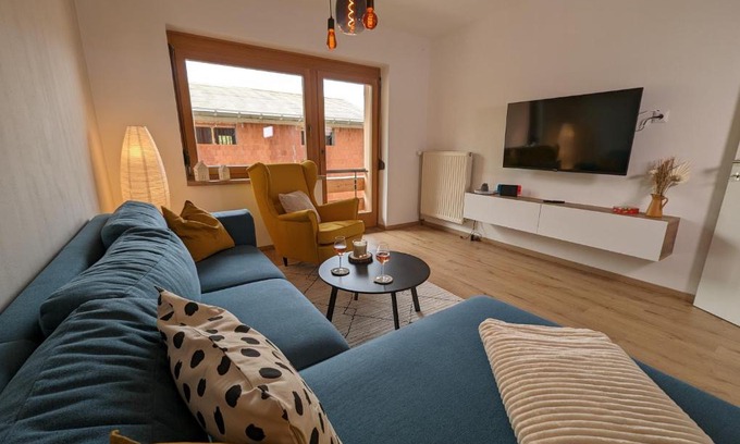 Doebriach Apartment | Angerpartments-Sonnige große Wohnung mit Balkon und kostenlosen Parkplatz