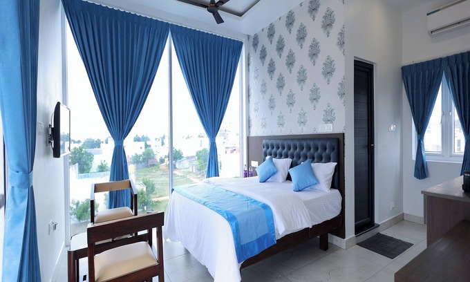 Kalapettai Hotel | Anglo Resort
