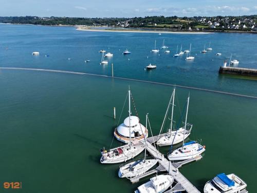 Le Ru Boat Rental | ANTHENEA Suite Hôtelière Flottante