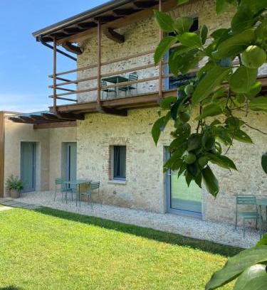 Corgeno House | Antica Cascina - Corgeno