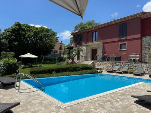 Morcone House | Antico borgo Rinaldi
