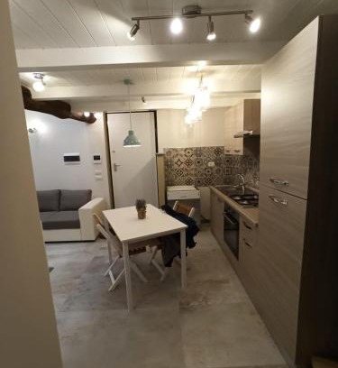 Vercelli Apartment | Antico-Vicolo Appartamento Viviana