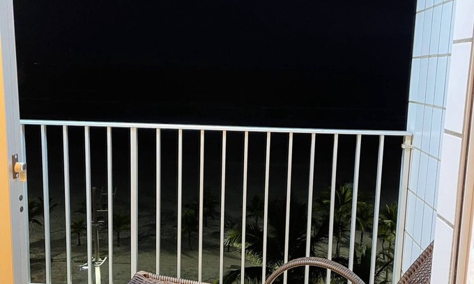 Vila Balnearia Apartment | Apê Pé na Areia - Praia Grande, SP Vista ao Mar. Bairro Jardim Real