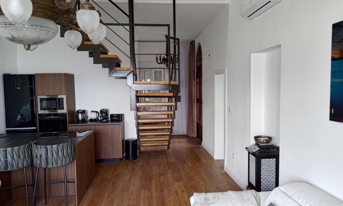 Sarsoni Apartment | Aparatman Residence