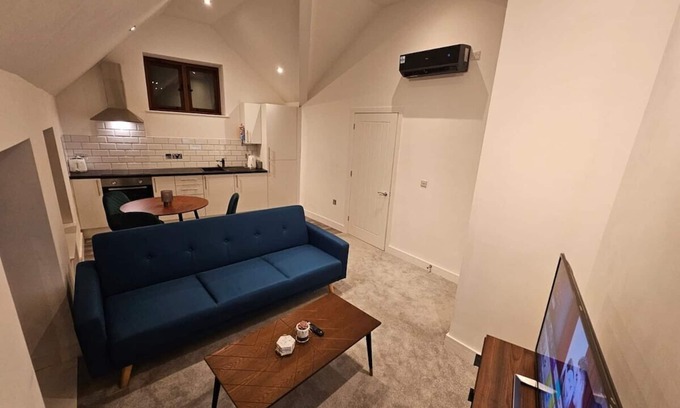 Amesbury Apartment | Aparotel Stonehenge Amesbury - 1st Floor Apt
