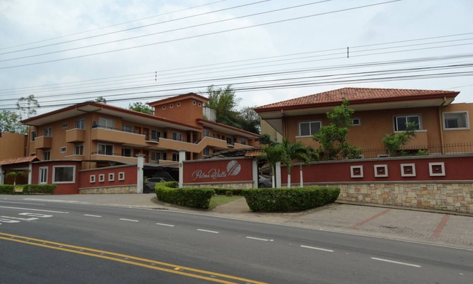 Guachipelin Apartment | Apartamenos en condominio amueblados, Escazu