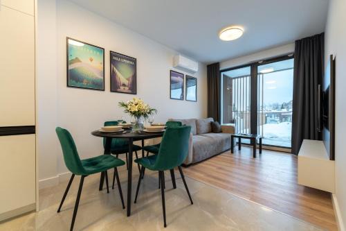Zarzecze Apartment | Apartament Laguna Beskidów 8 z widokiem na Jezioro Żywieckie - Dream Apart