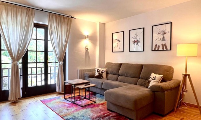 Llavorsi Apartment | Apartament Les 3 Valls - L'Amfitriona