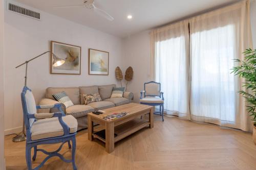 La Trinidad-San Juan y Todos los Santos Apartment | Apartamento Almedina