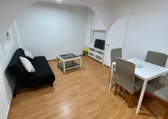 Berga Apartment | Apartamento céntrico económico en Berga p3