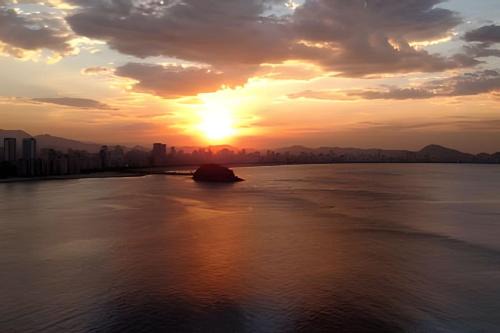 Porchat Island House | Apartamento com Vista Única e Maravilhosa !