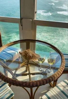 Morro do Maluf Apartment | Apartamento com vista para o mar