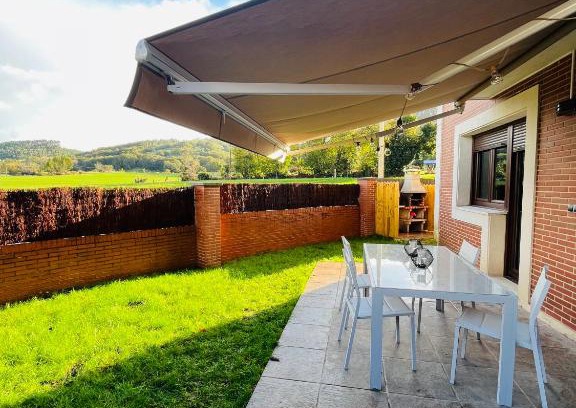 Voto Apartment | APARTAMENTO con Jardín en Bádames