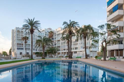 Puig Apartment | Apartamento en complejo residencial con piscina y garaje a 100m del mar